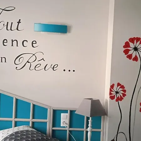 Au Domaine De Py Guest house