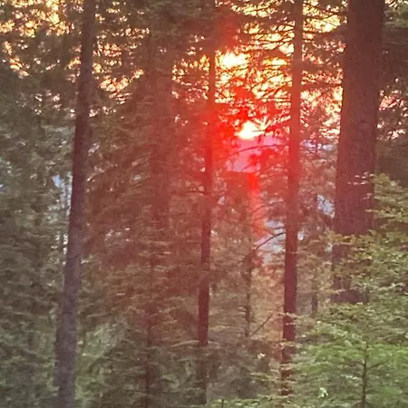 Au Domaine De Py 勒瓦伦丁