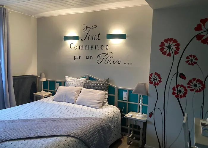 Au Domaine De Py Pensjonat